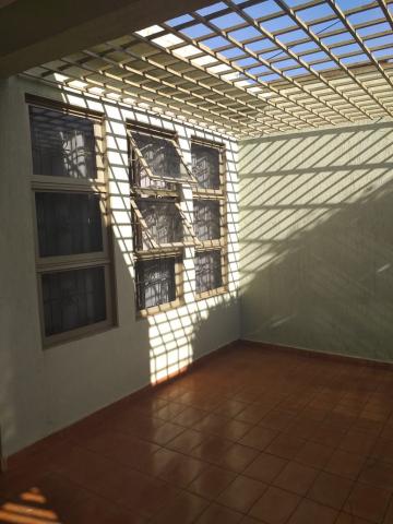 Alugar Casa / Padrão em Ribeirão Preto. apenas R$ 425.000,00