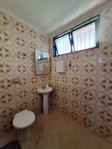 CASA SOBRADO, 04 QUARTOS NO BAIRRO CAMPOS ELÍSIOS